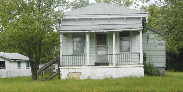 The once stately property where James Still treated patients still stands. Photo Credit: southjerseylocalnews.com